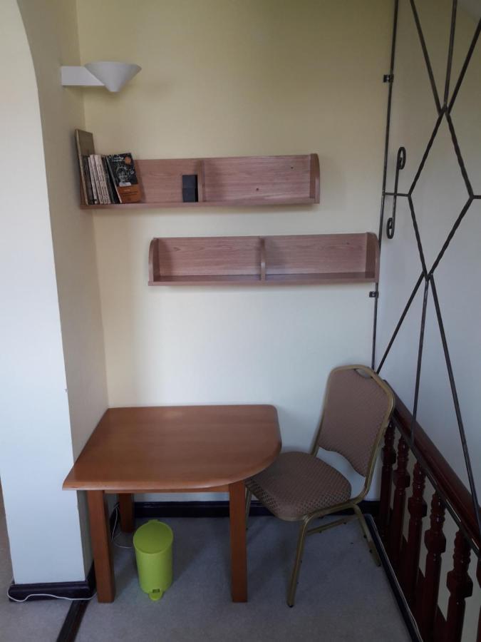 Hostel Palacyk ビィドゴシュチュ エクステリア 写真