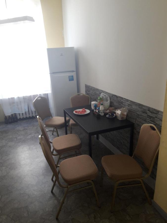 Hostel Palacyk ビィドゴシュチュ エクステリア 写真
